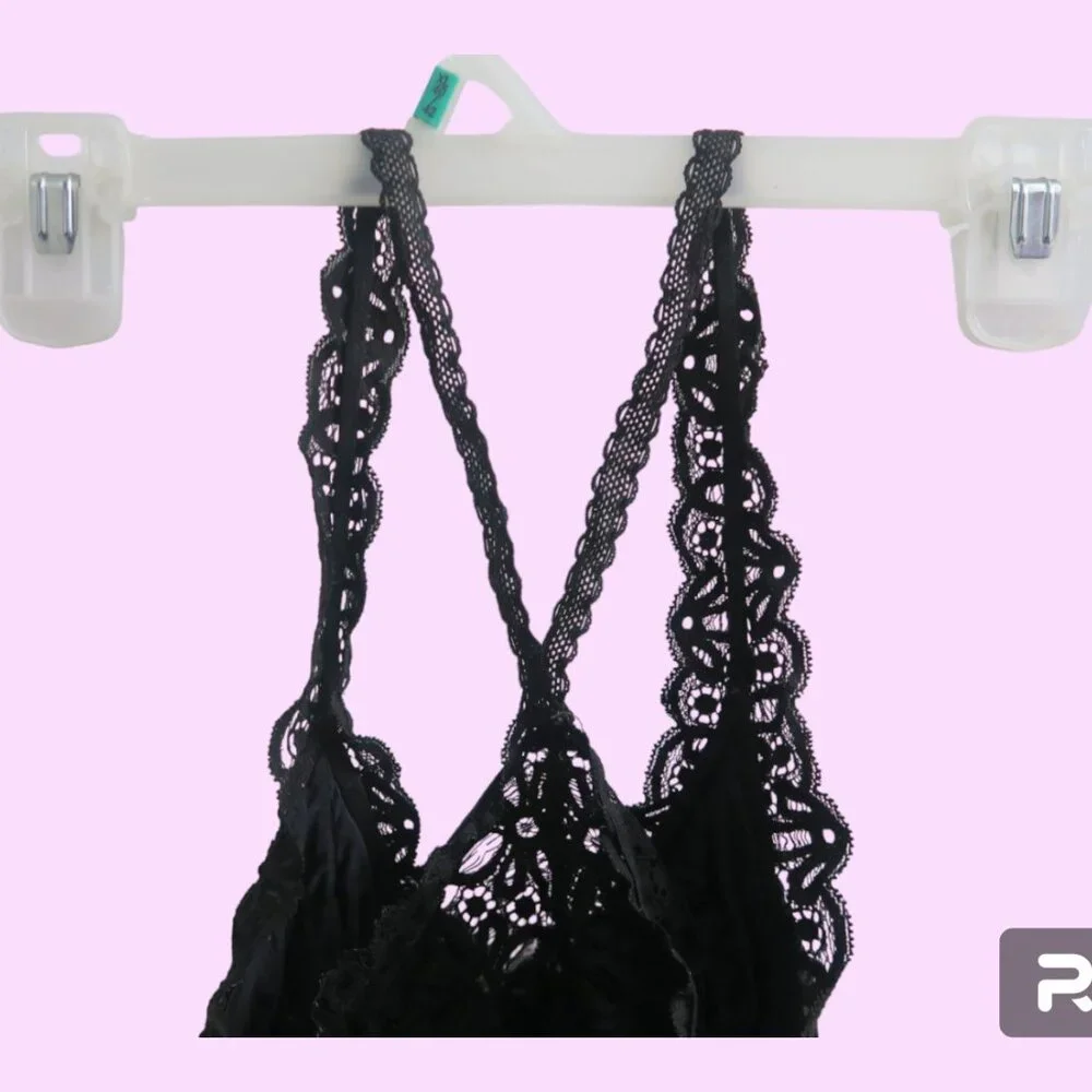 Victoria's Secret bra bralette lace lacey cross back bra in black size small. - Picture 3 of 8